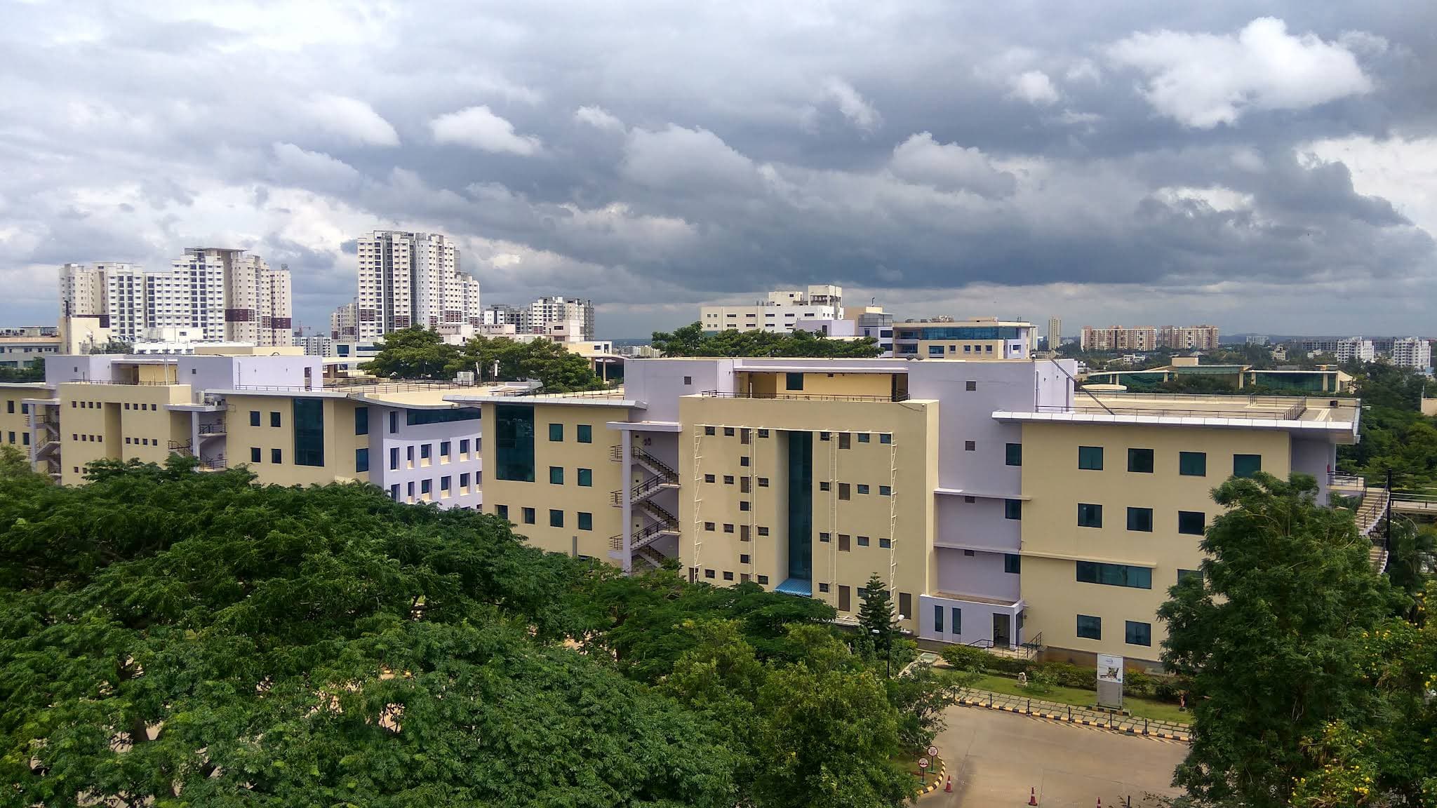 Electronic City Phase 1 vs Phase 2: Where Should You Stay?